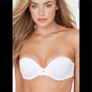 FREDERICK'S of Hollywood White Underwire Bra size 34A